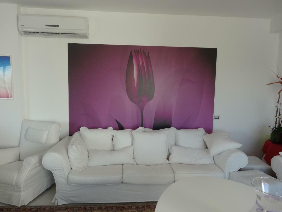 Hotel La Casa Di Gioconda Olbia Exterior foto